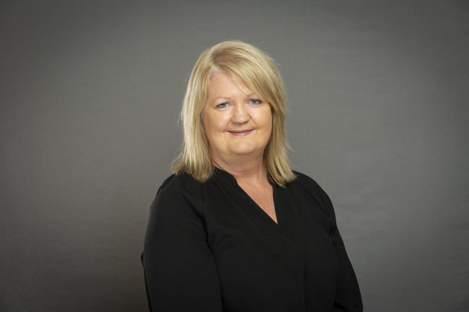 Linda Nimmo - Office Manager